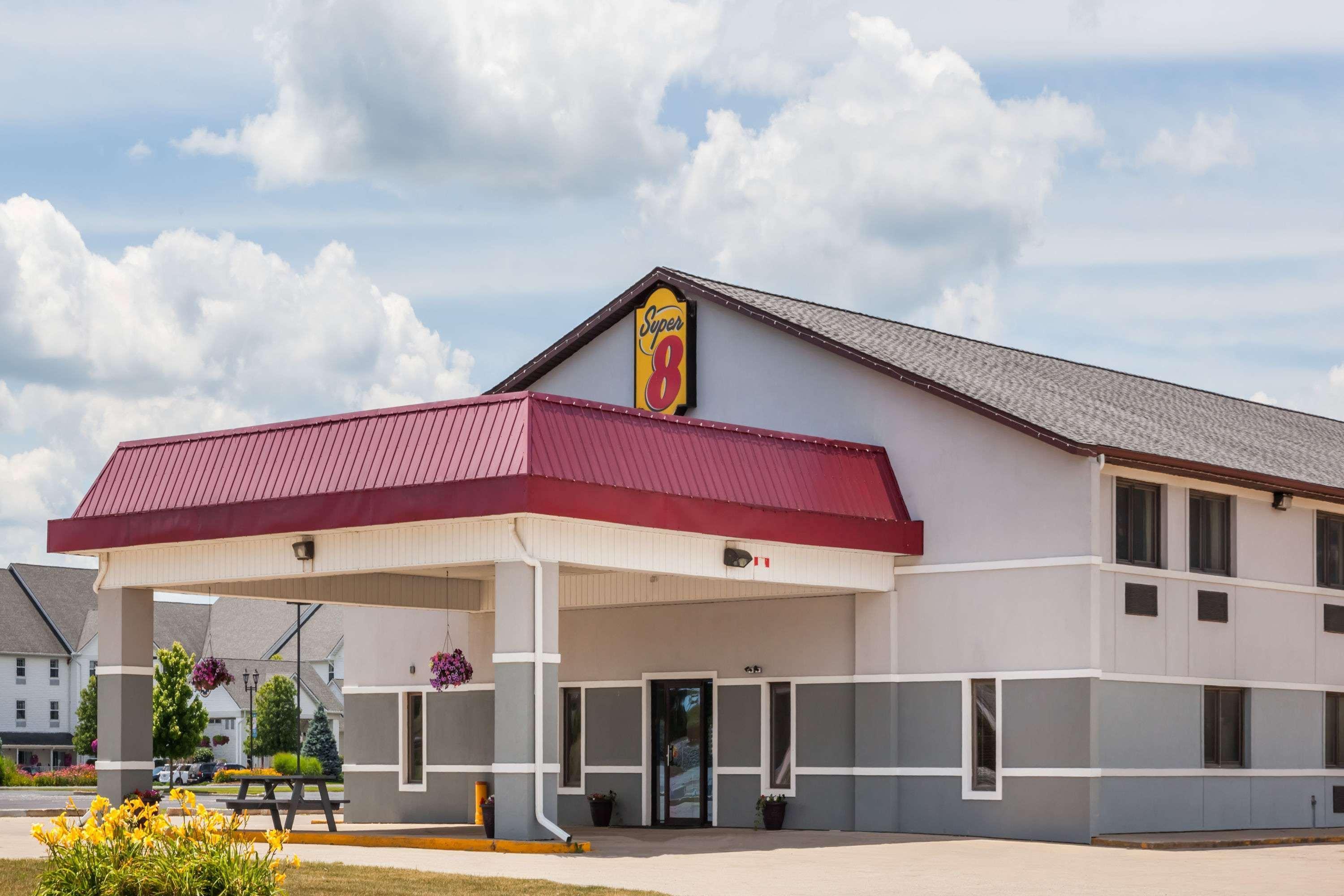 Hotel Super 8 By Wyndham Shipshewana Zewnętrze zdjęcie
